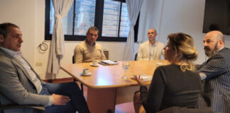 Reunión con una empresa de internación domiciliaria